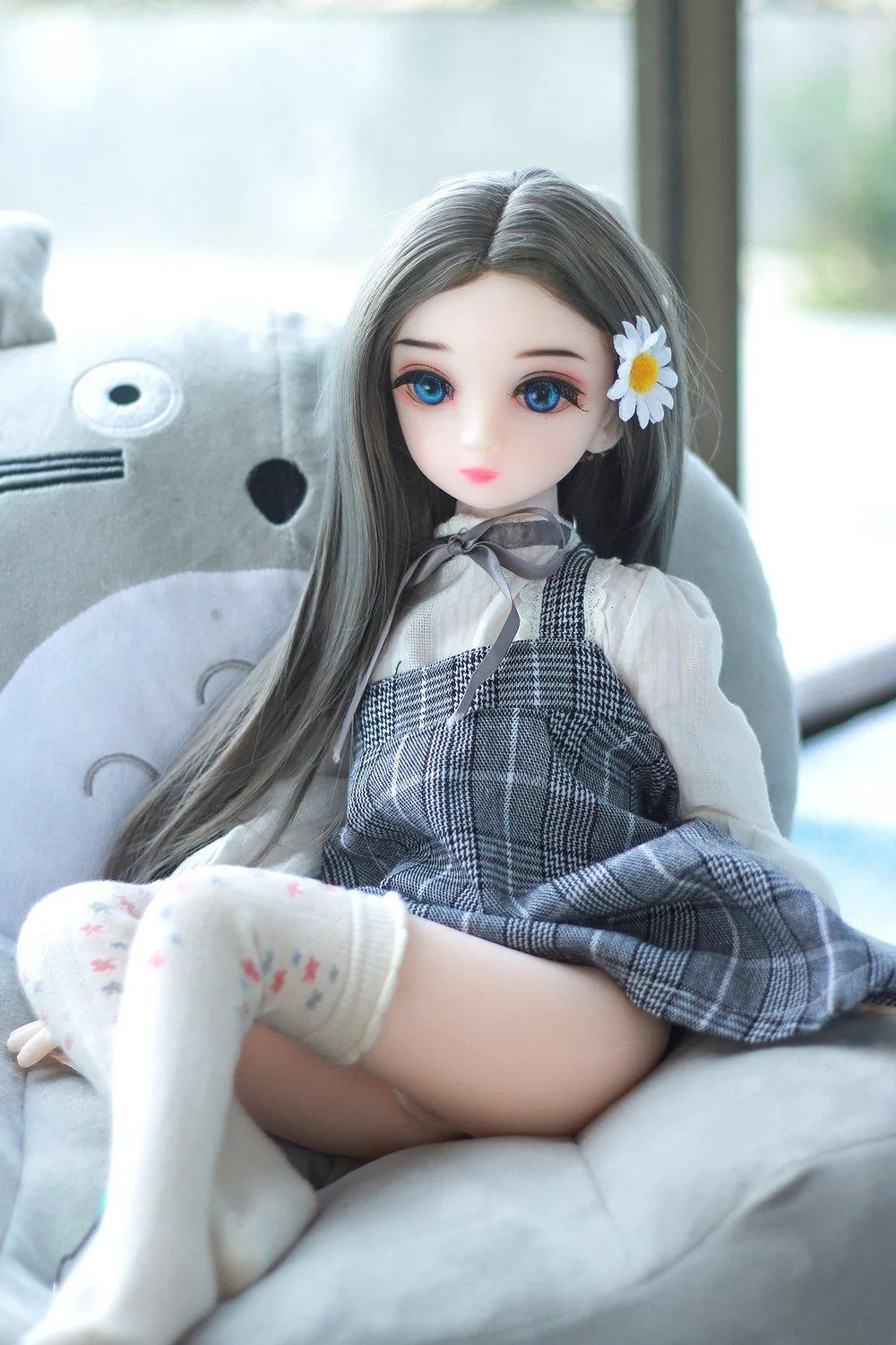 Nahoko – 2ft3 (68cm) Stylish Tiny Doll